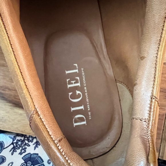 Digel high quality leather  new sports shoes from UK size 9 - Picture 7 of 14